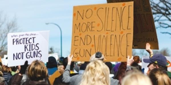 Día Internacional contra la violencia de las Niñas