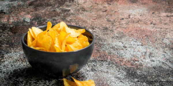 La UE plantea eliminar las patatas fritas con sabor jamón