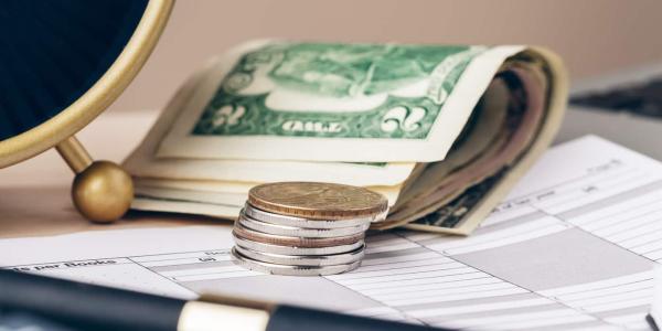 Gastos y perfil financiero