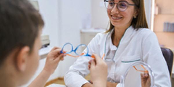 La pobreza visual infantil resalta en La Rioja