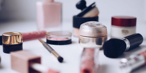 Los expertos advierten del uso de los cosméticos