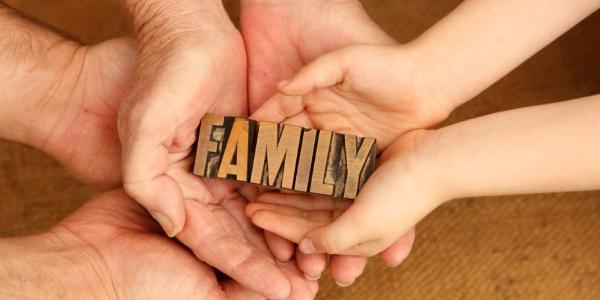 Relaciones sociales en grandes ciudades, más pérdida de contacto