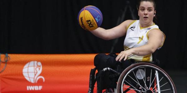 Sara Revuelta en el Mundial de baloncesto en silla de ruedas 3x3. 