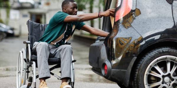 Los taxis adaptados son inexistentes