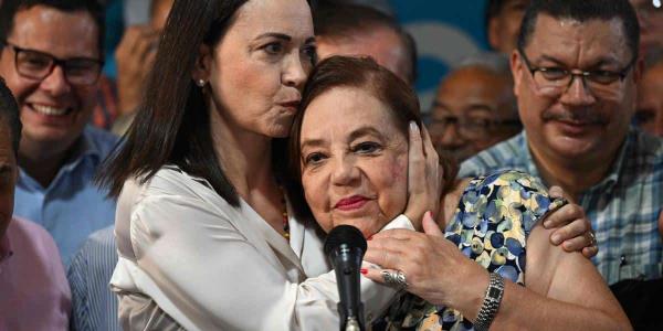 María Corina Machado denuncia el fraude electoral