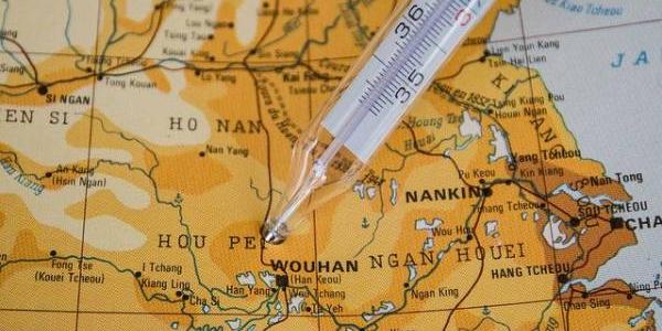 Mapa de Asia, China, centrando en Wuhan