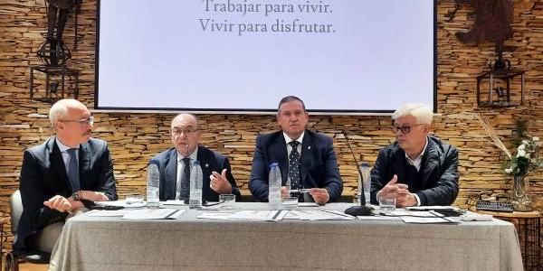 Mesa de trabajo por Zamora, destino vital