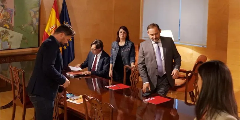 Los republicanos avisan de que según lo que diga el organismo pueden levantarse de la mesa