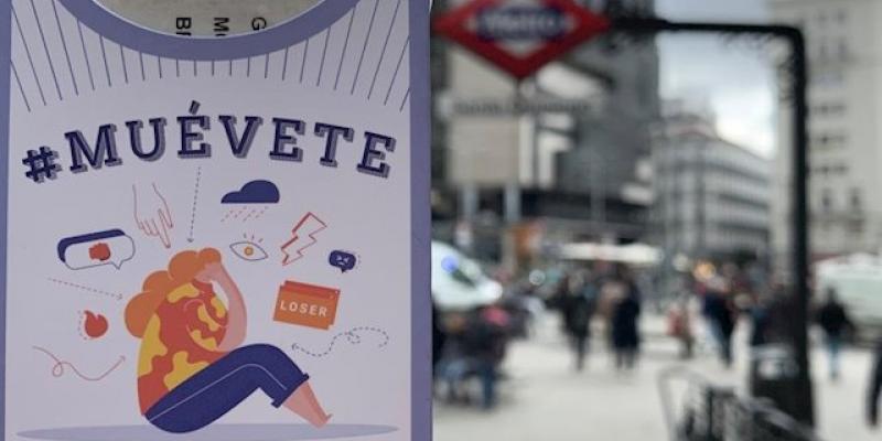 Imagen de uno de los folletos de Metro de Madrid de la campaña 'Muévete' dedicada a concienciar a la población contra el acoso escolar. - EUROPA PRESS