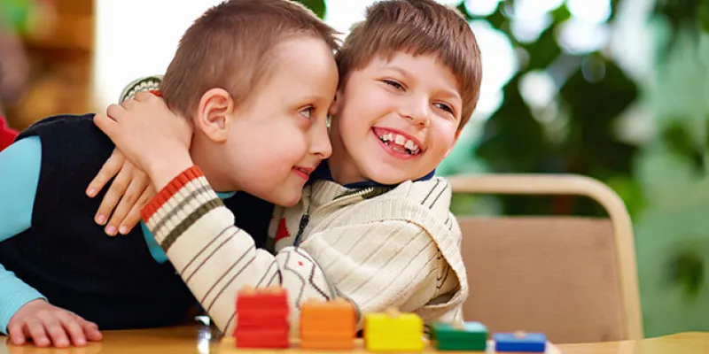 Niños con el Síndrome de Allan-Herndon-Dudley