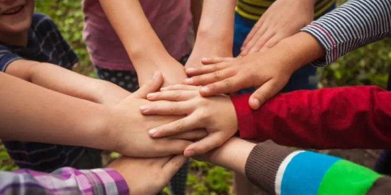 El voluntariado entre los jóvenes españoles aumenta