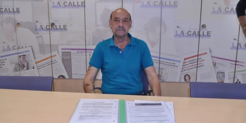 Antonio Cívico, durante su visita a la redacción de alcabodelacalle.es