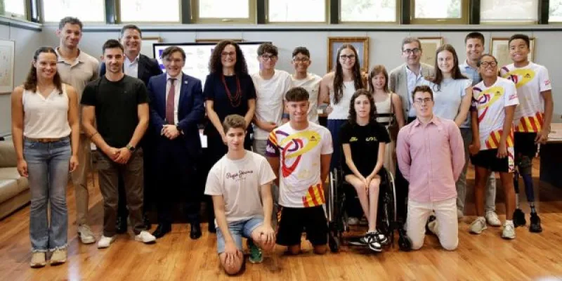 Equipo AXA Promesas Paralímpicas de la Natación