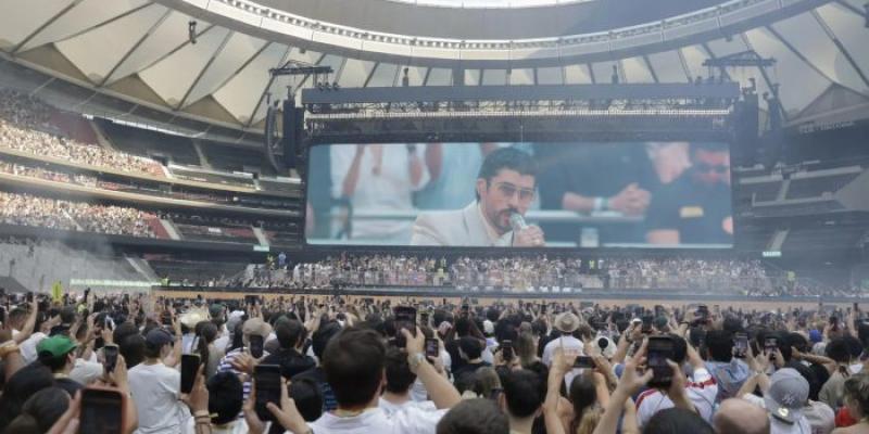 Fotografía de uno de los conciertos de Bad Bunny en el estado Riyadh Air Metropolitano
