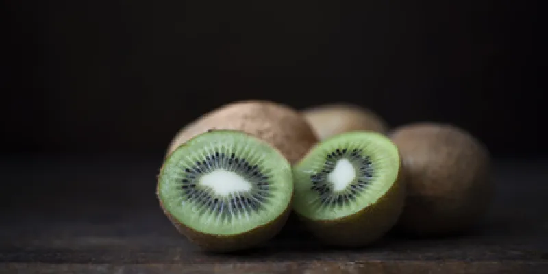 Beneficios del kiwi amarillo y verde