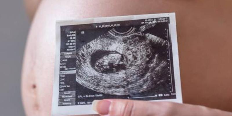 La influencia de la contaminación ambiental en los bebés