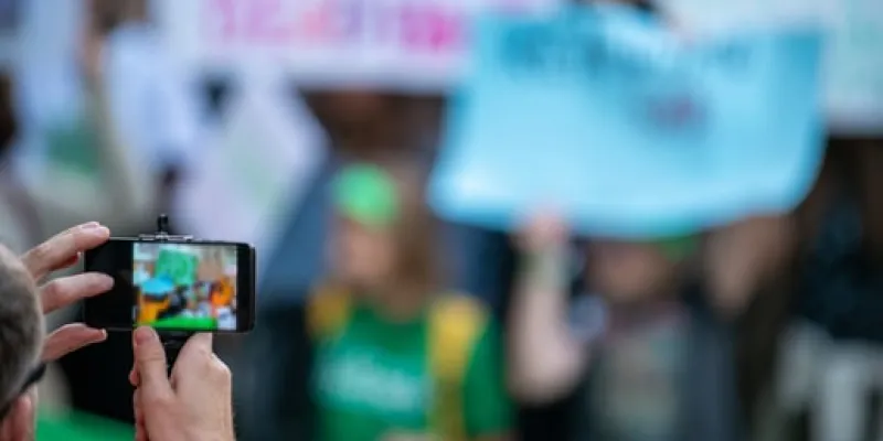 Lucha contra la desinformación a través de la educación