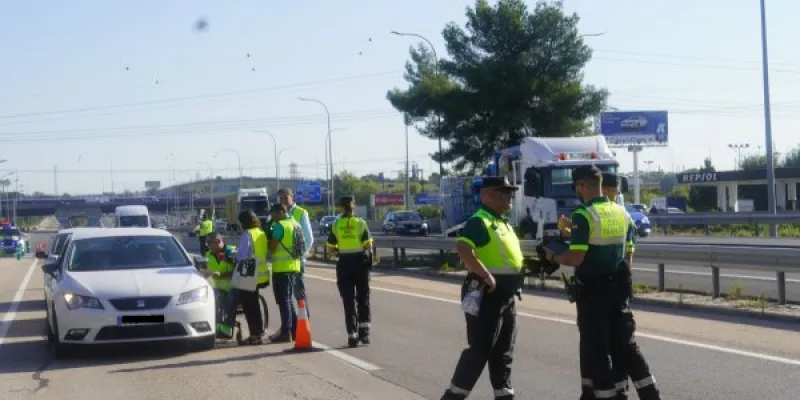 Control de la Guardia Civil de Tráfico 