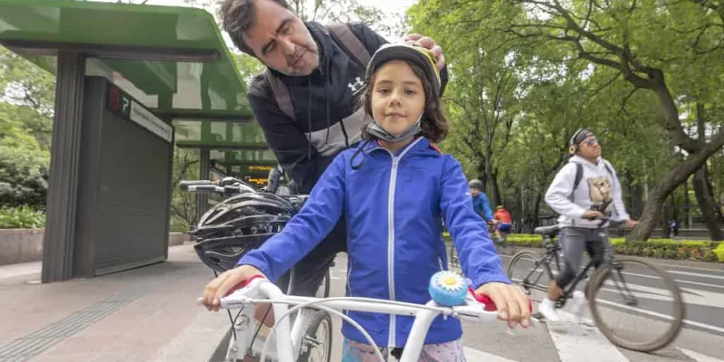 Un grupo de padres en México luchan por derribar los estereotipos y ser mejores padres