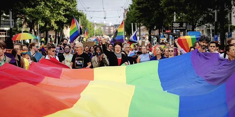 Las familias LGTBI tienen complicaciones financieras