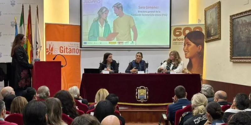 Sara Giménez, durante su intervención en el acto de presentación del informe 