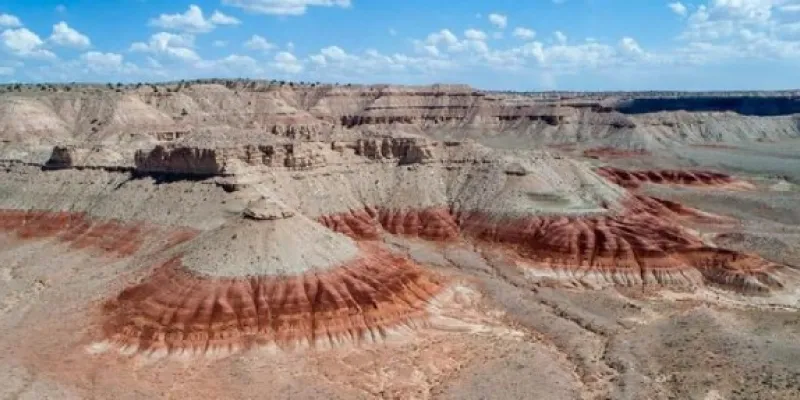 Meseta de Roberts con sedimentos del río Colorado en el Gran Cañón