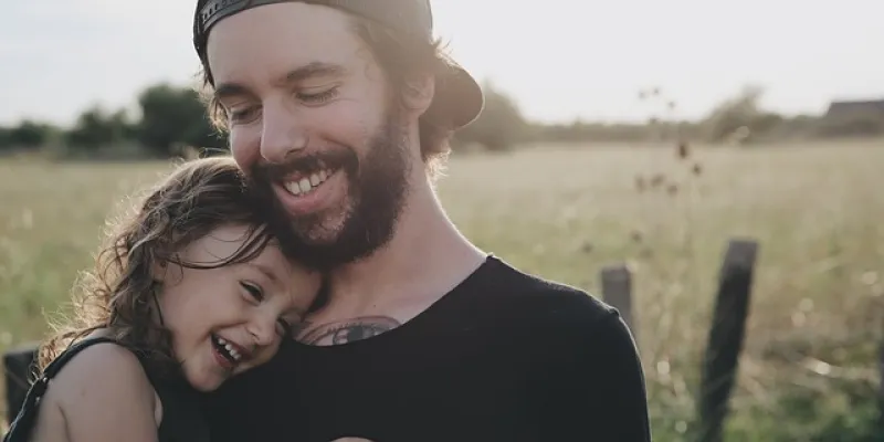 Un abrazo puede liberar la 'hormona del amor'