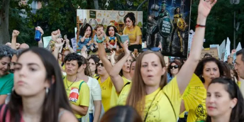 Manifestación de apoyo a la huelga indefinida del profesorado madrileño, este miércoles
