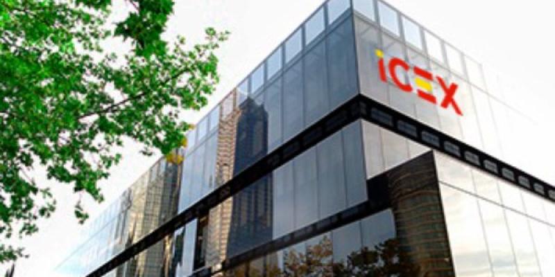 Las empresas internacionales abren las puertas a los becarios