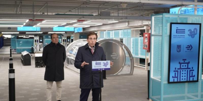 Almeida y Carabante durante la visita 