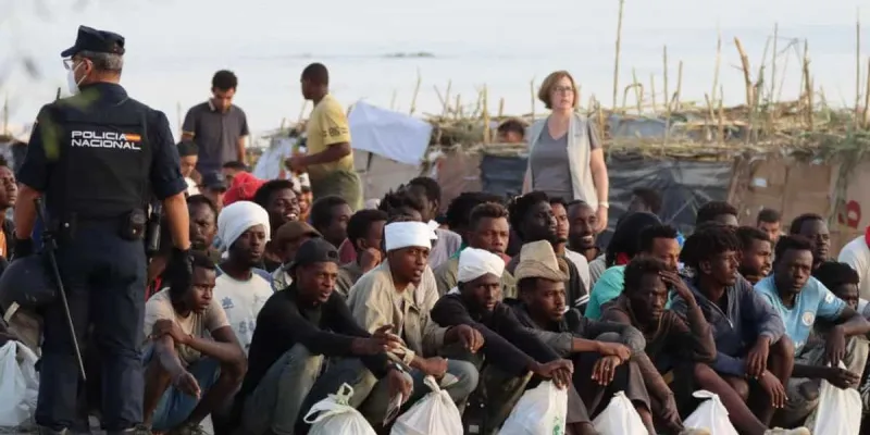 Traslado de migrantes en Ceuta