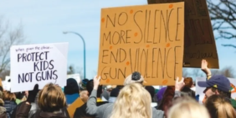 Día Internacional contra la violencia de las Niñas