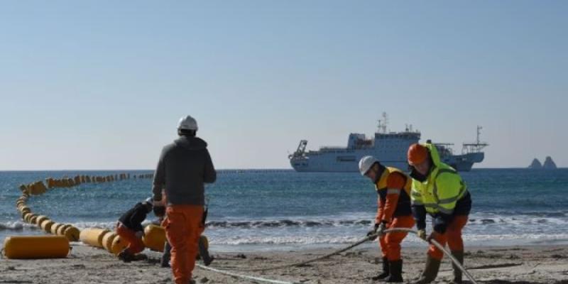 Cable submarino de telecomunicaciones