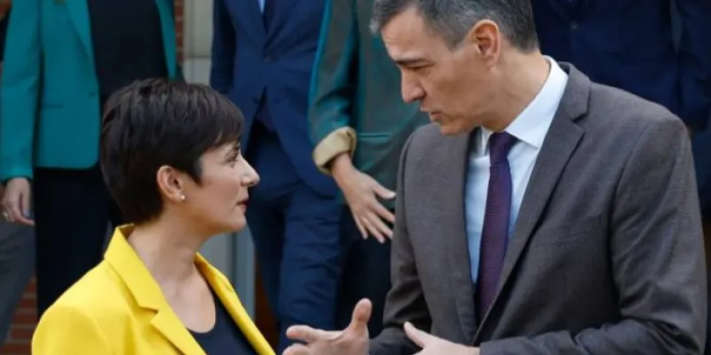 Pedro Sánchez e Isabel Rodríguez.