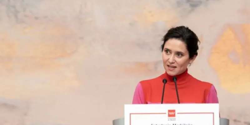 Ayuso en la presentación de la Estrategia Madrileña de Atención a Personas con Discapacidad-Horizonte 2028 en marzo de 2025