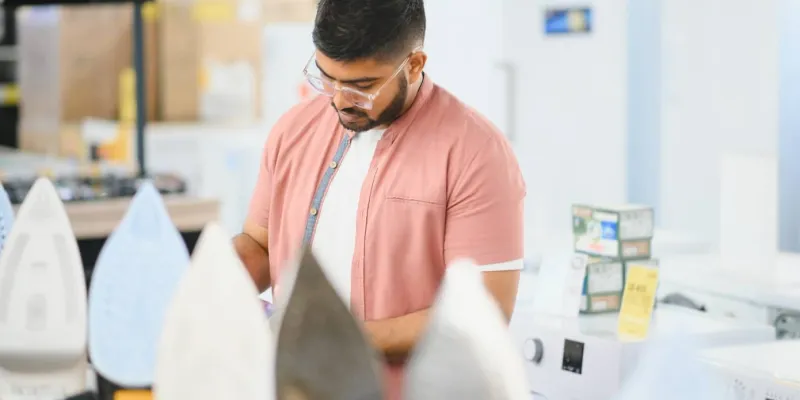 La pobreza da lugar a los jóvenes
