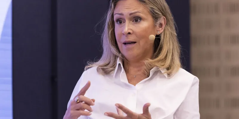 Carina Escobar, presidenta de la POP 