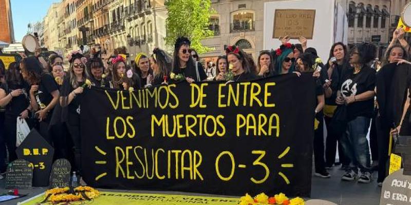 Concentración en Madrid en defensa de las escuelas infantiles. 