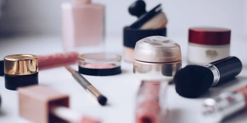 Los expertos advierten del uso de los cosméticos