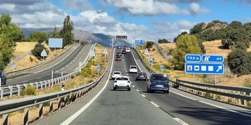 Llega el puente de mayo y las carreteras se llenarán de coches
