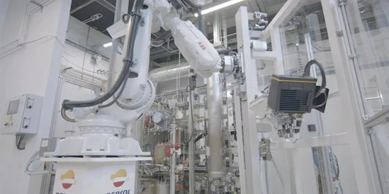 Repsol estima que el uso de robots en ciertas tareas le aportará más de 3 millones de euros en 2021.