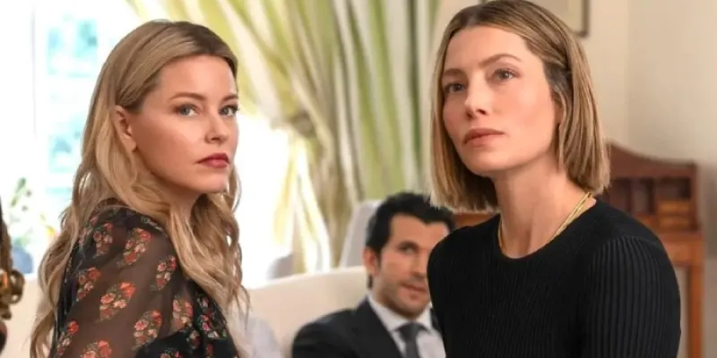 Elizabeth Banks y Jessica Biel