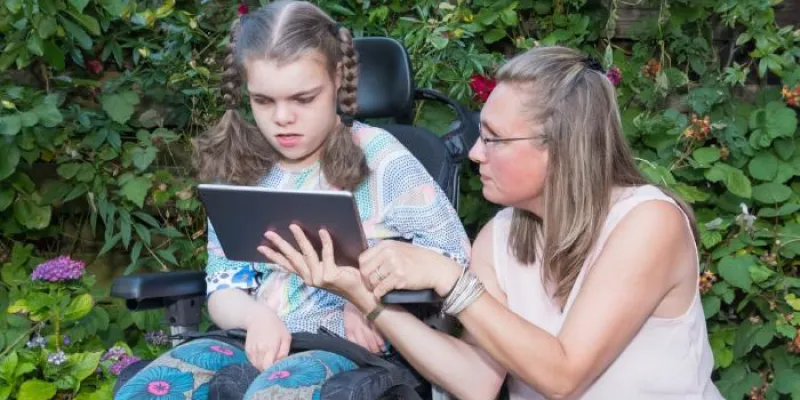 Adaptación del puesto de trabajo para cuidar a hijos con discapacidad.