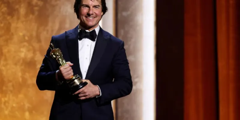 Tom Cruise