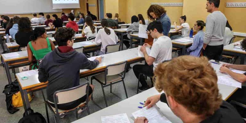 Muchos universitarios no terminan su grado