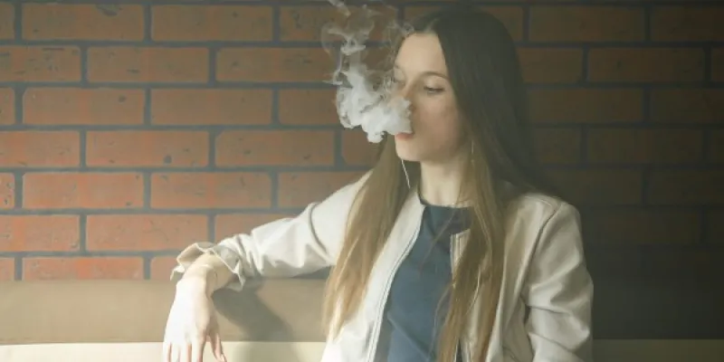 Vapeo adolescente en España