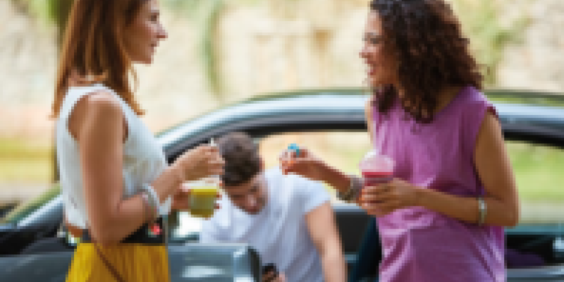 Los mejores cantantes españoles para escuchar en el coche