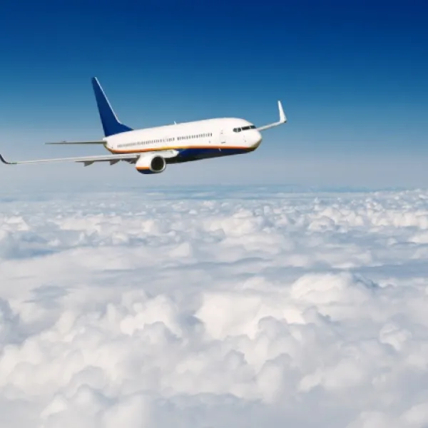 avión volando