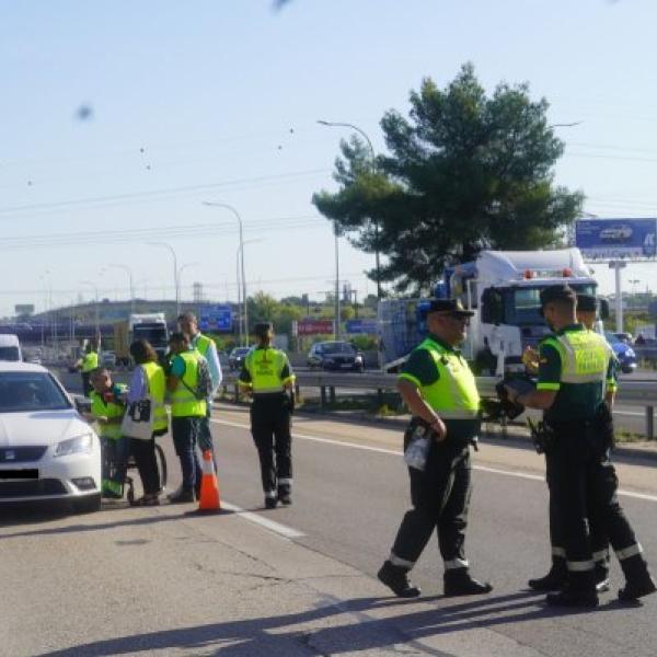 Control de la Guardia Civil de Tráfico