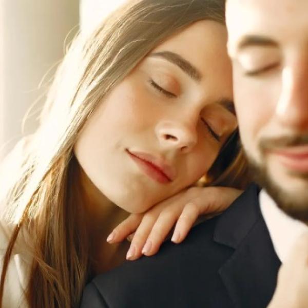 Pareja de un hombre con una mujer